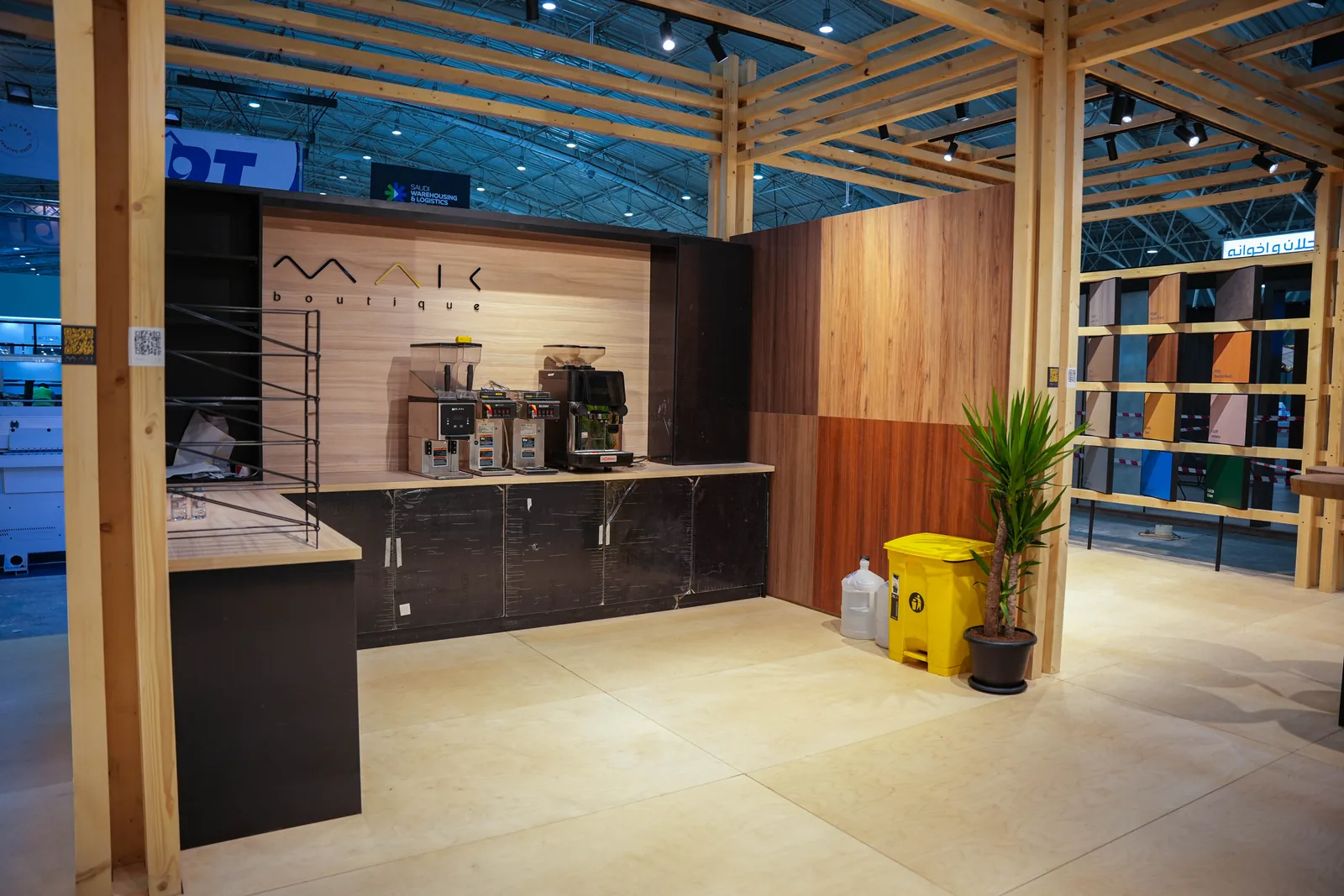 Stand Coffee Bar